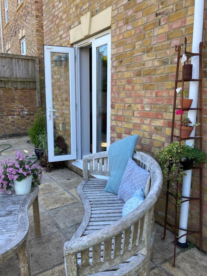 No 12 Bed and Breakfast Lyme Regis Buitenkant foto
